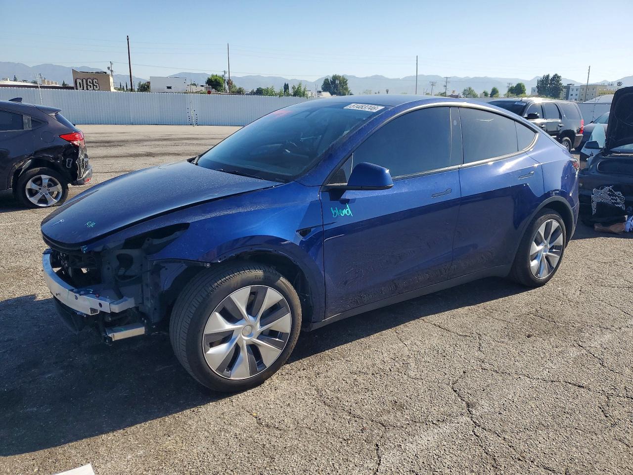 2024 TESLA MODEL Y