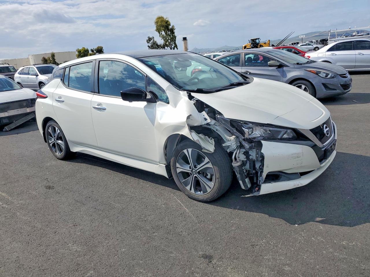 2020 NISSAN LEAF