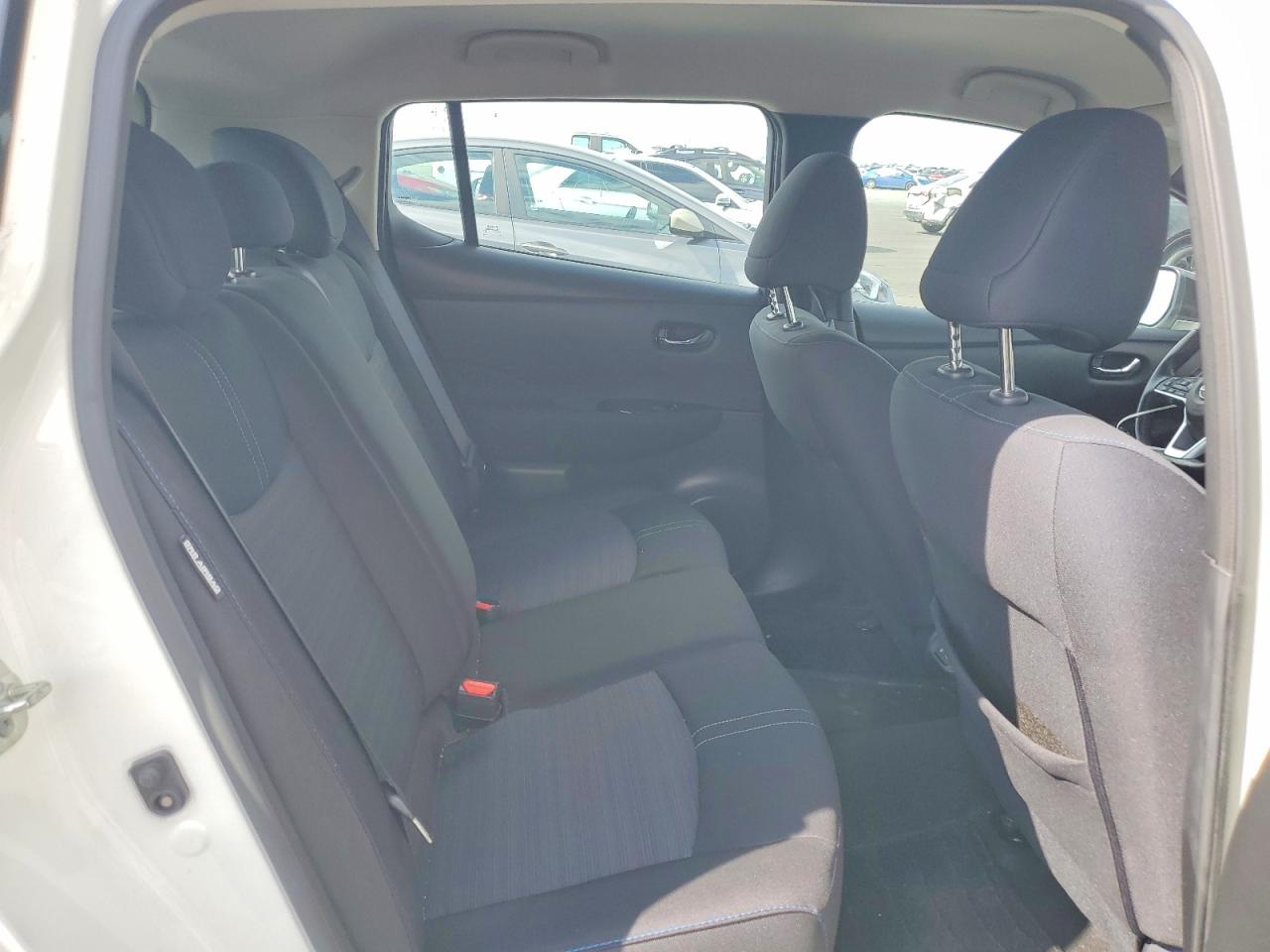 2020 NISSAN LEAF