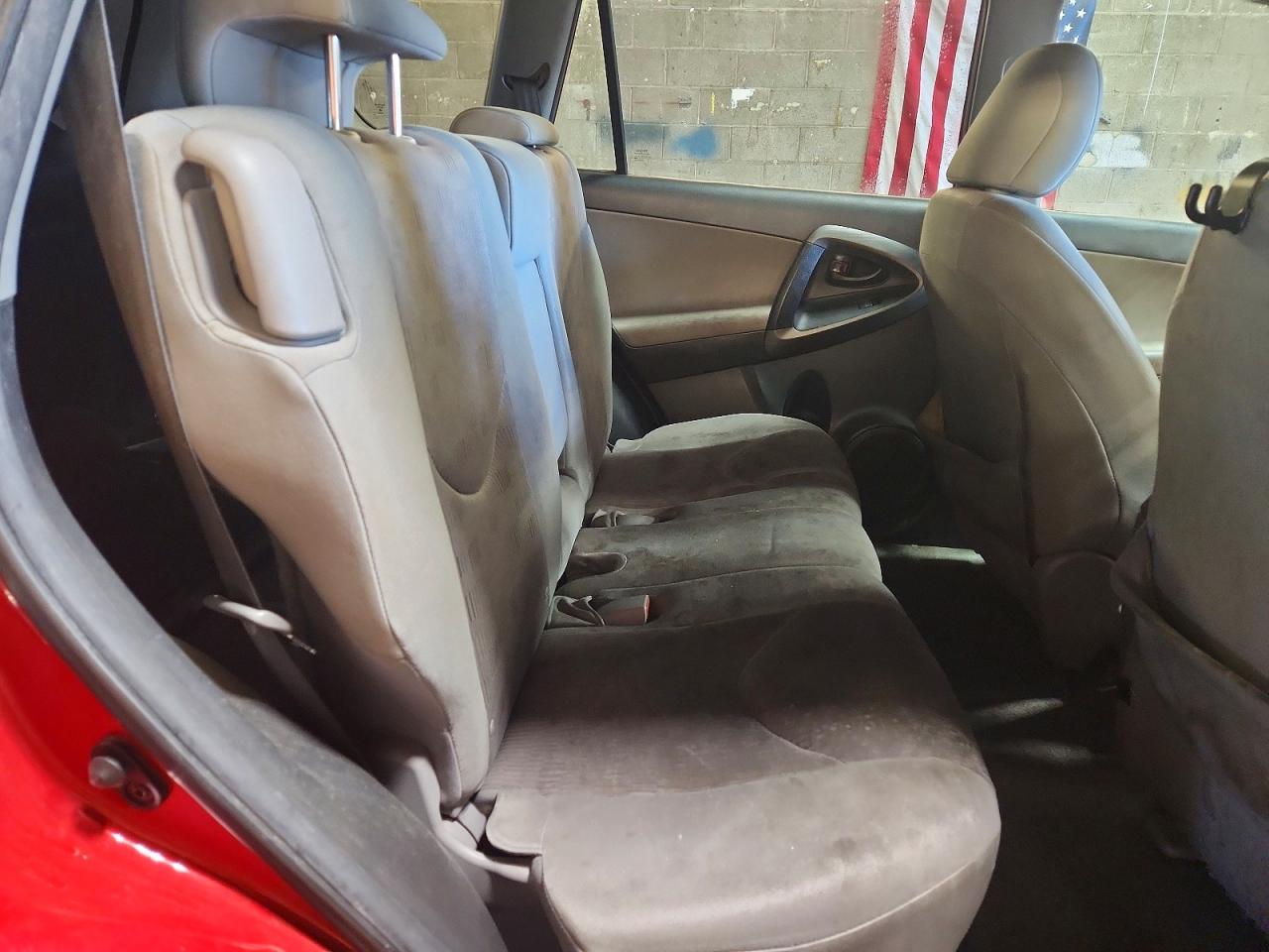 2011 TOYOTA RAV4