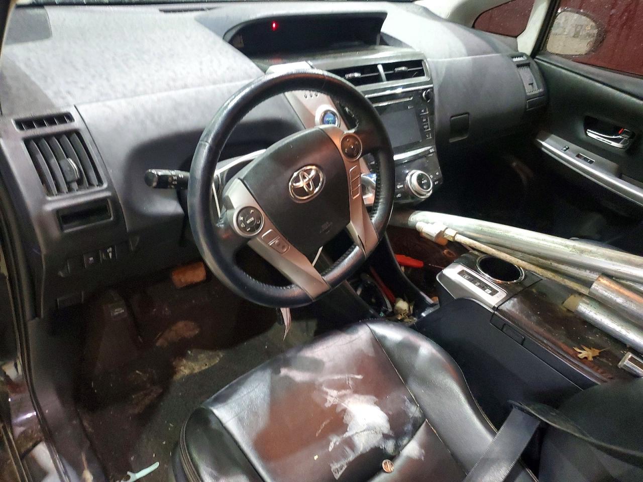 2017 TOYOTA PRIUS