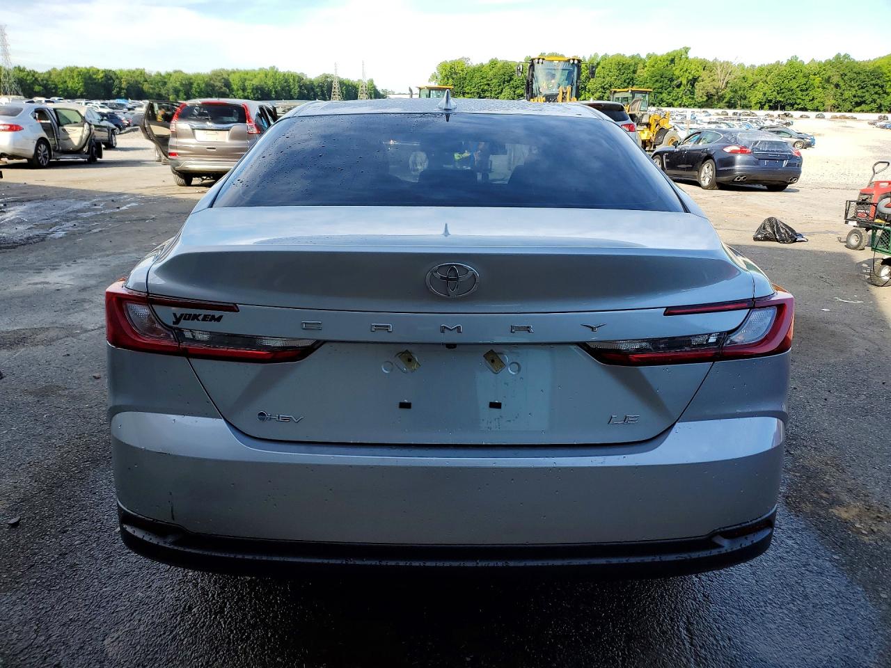 2025 TOYOTA CAMRY