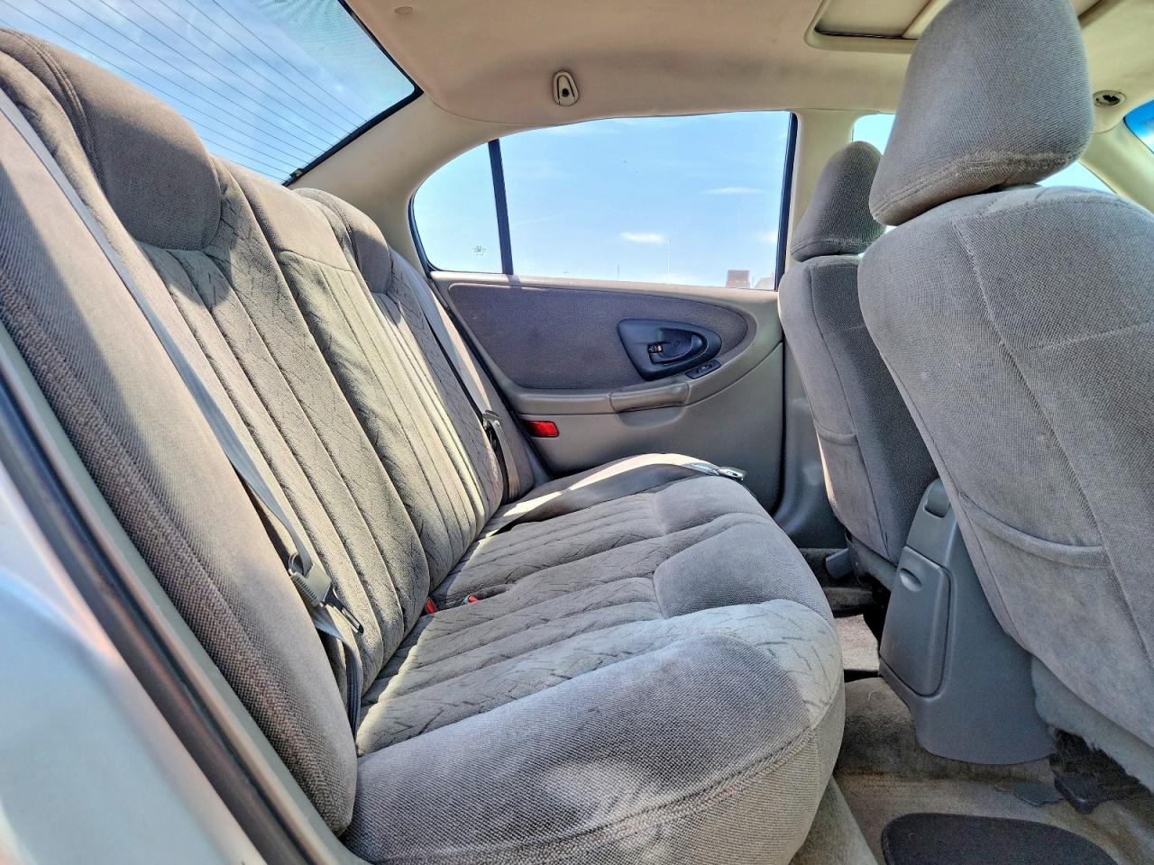 2001 CHEVROLET MALIBU