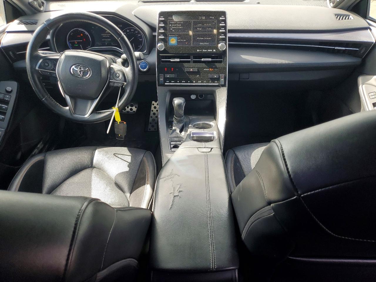 2022 TOYOTA AVALON