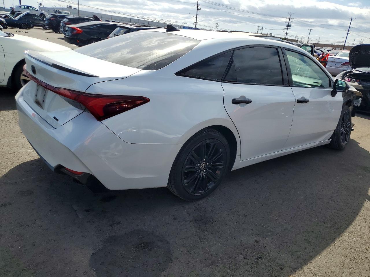 2022 TOYOTA AVALON