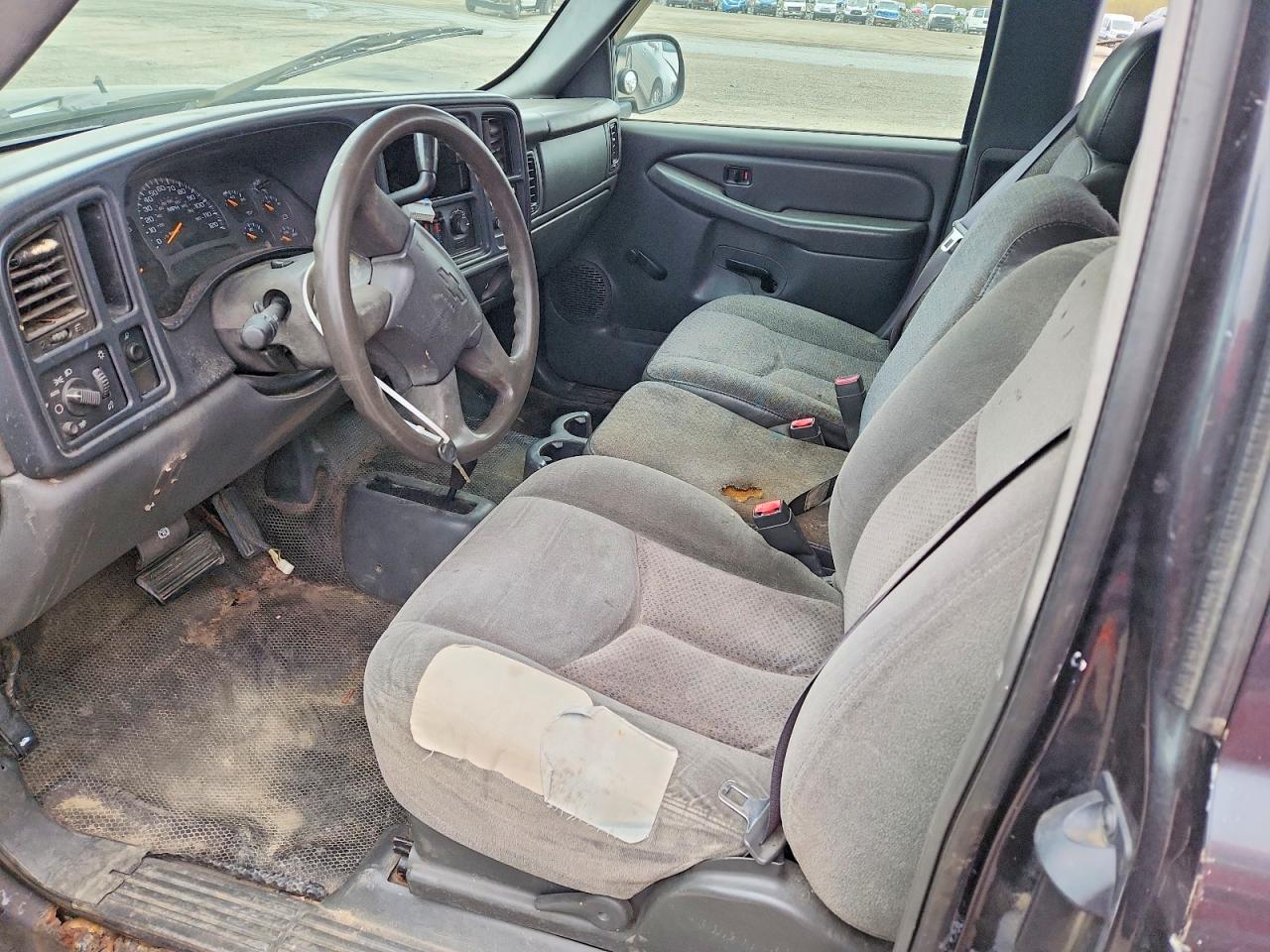 2004 CHEVROLET SILVERADO