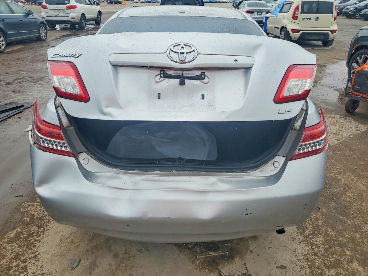 2010 TOYOTA CAMRY