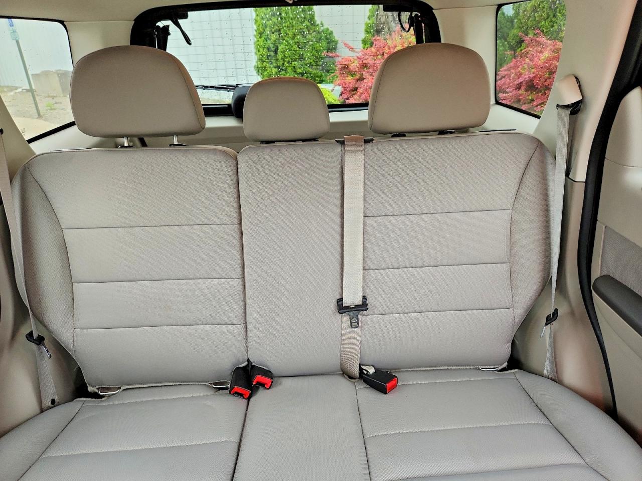 2011 FORD ESCAPE