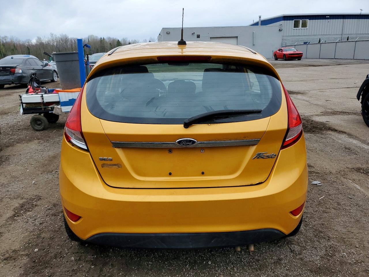 2011 FORD FIESTA