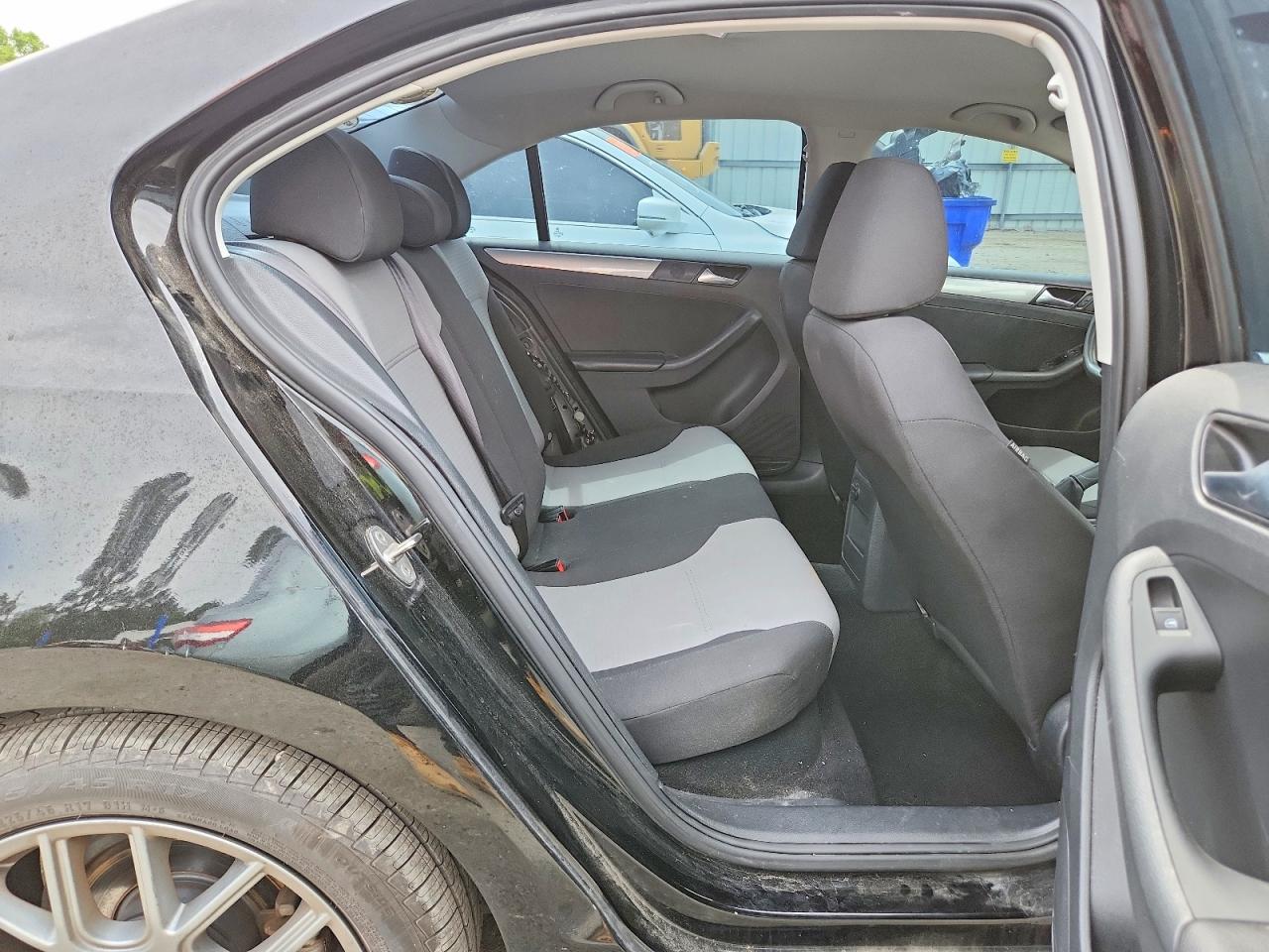 2017 VOLKSWAGEN JETTA