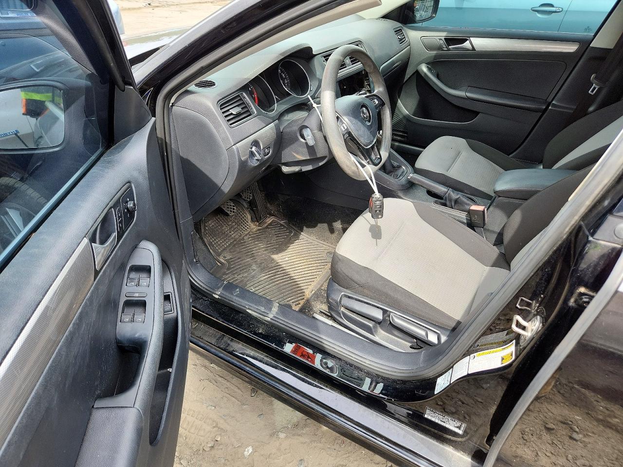 2017 VOLKSWAGEN JETTA