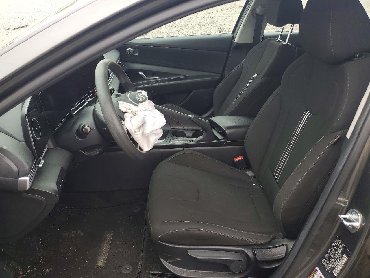 2024 HYUNDAI ELANTRA