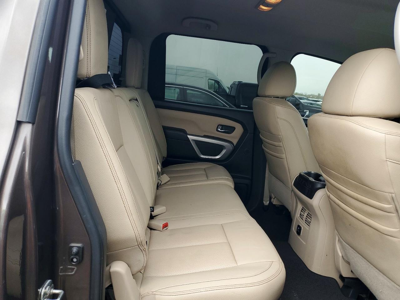 2018 NISSAN TITAN