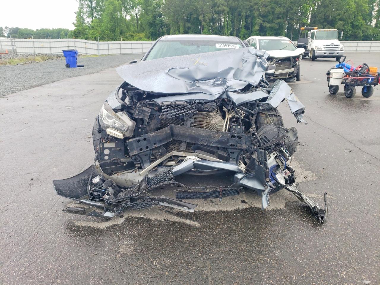 2015 INFINITI Q50