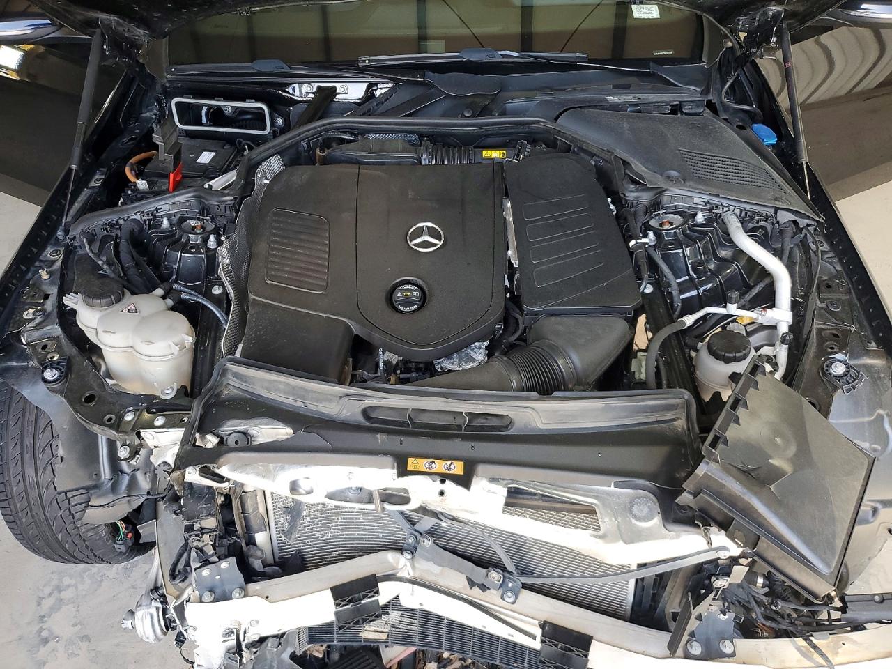 2022 MERCEDES-BENZ C-CLASS