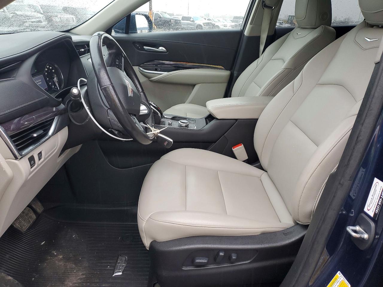 2020 CADILLAC XT4