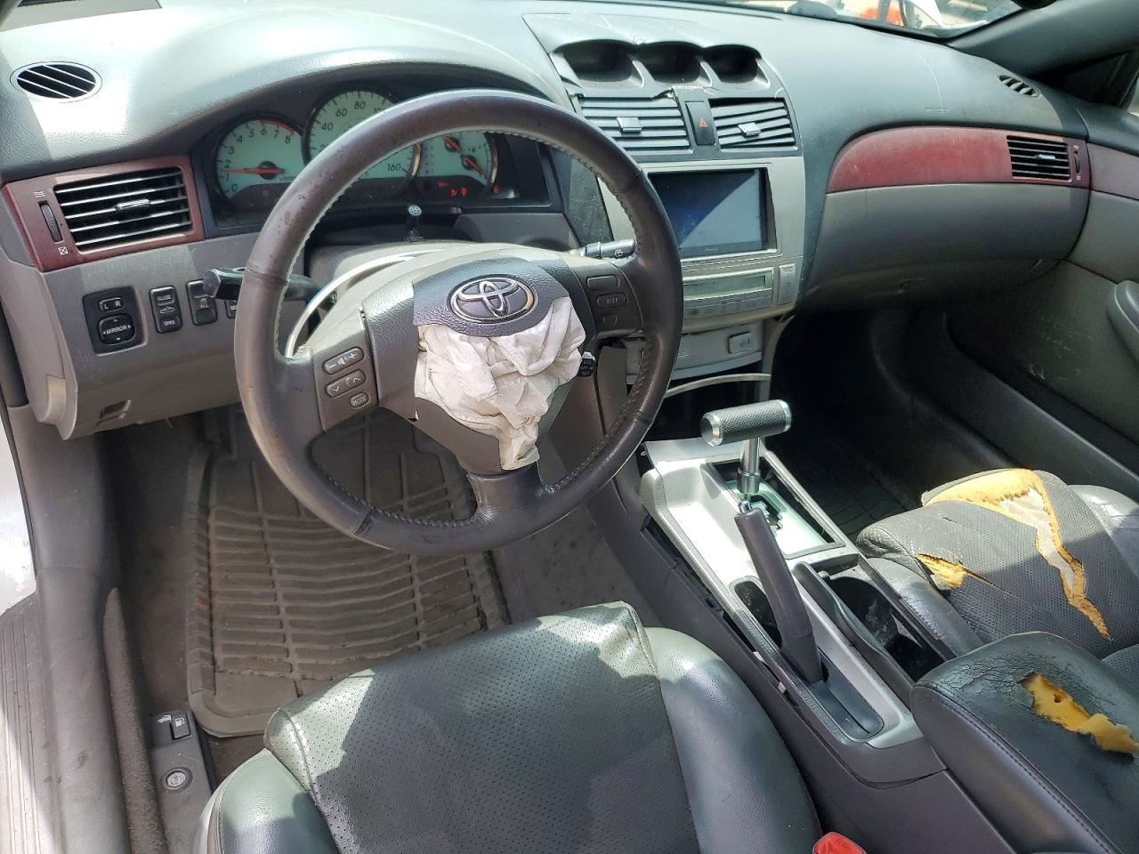 2004 TOYOTA CAMRY SOLA