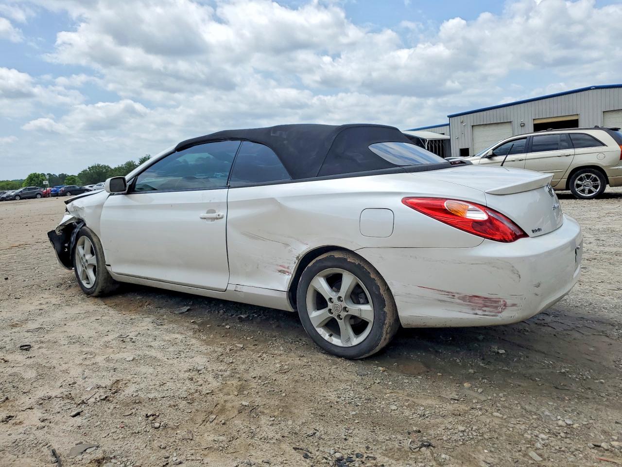 2004 TOYOTA CAMRY SOLA
