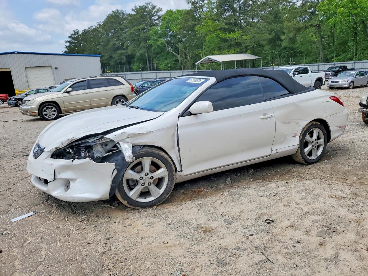 2004 TOYOTA CAMRY SOLA