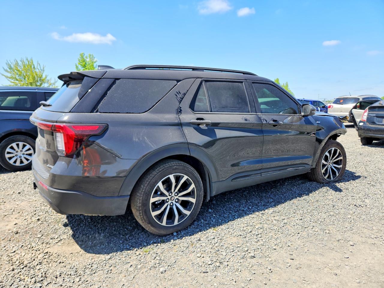 2025 FORD EXPLORER