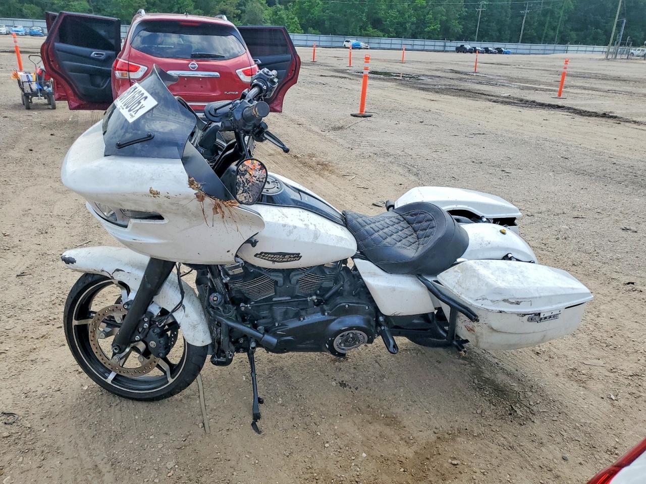 2024 HARLEY-DAVIDSON FL