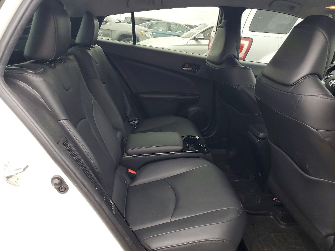 2018 TOYOTA PRIUS
