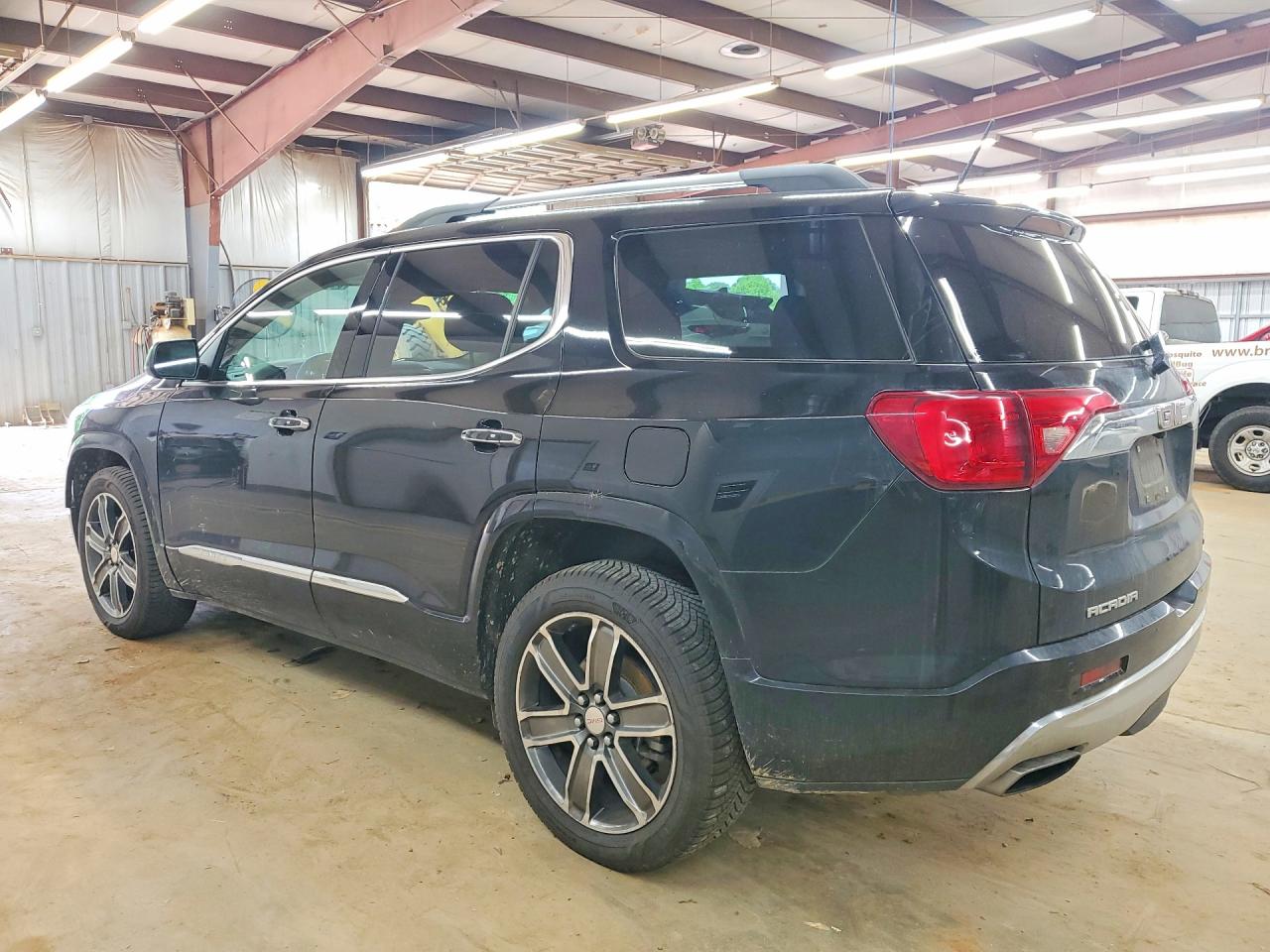 2017 GMC ACADIA DEN