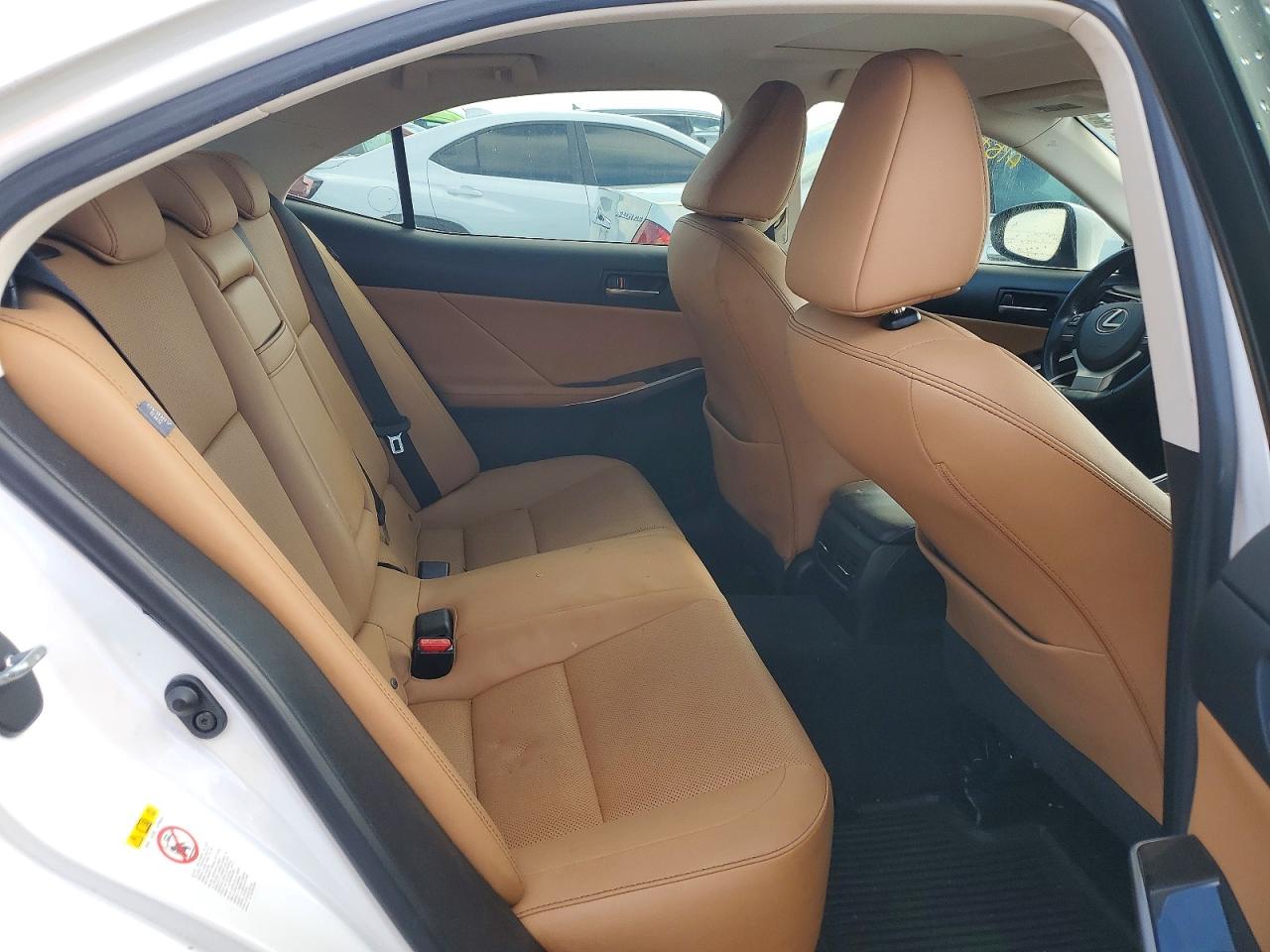 2018 LEXUS IS