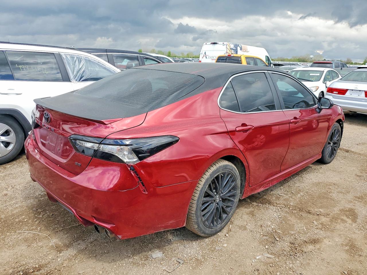 2018 TOYOTA CAMRY