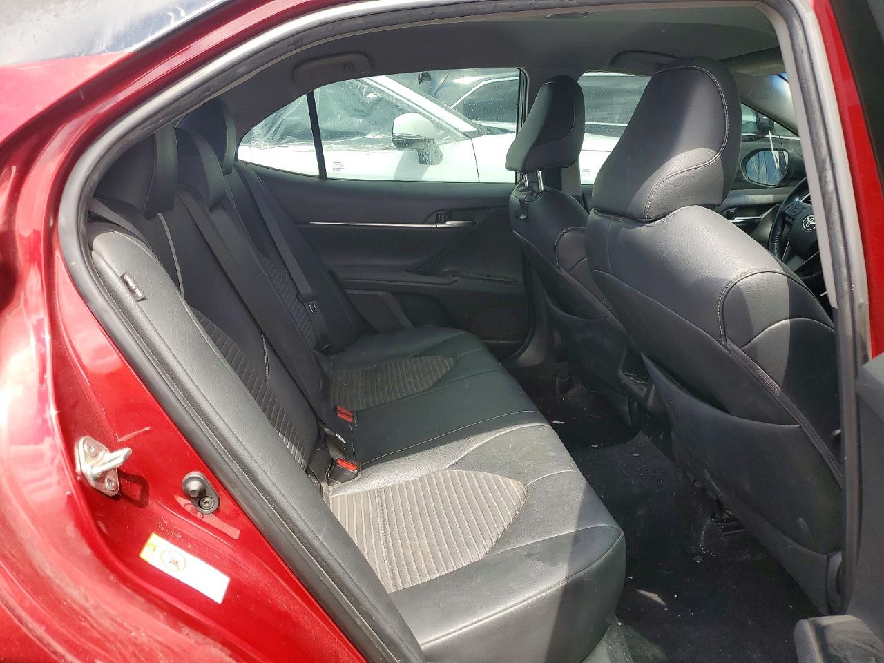2018 TOYOTA CAMRY