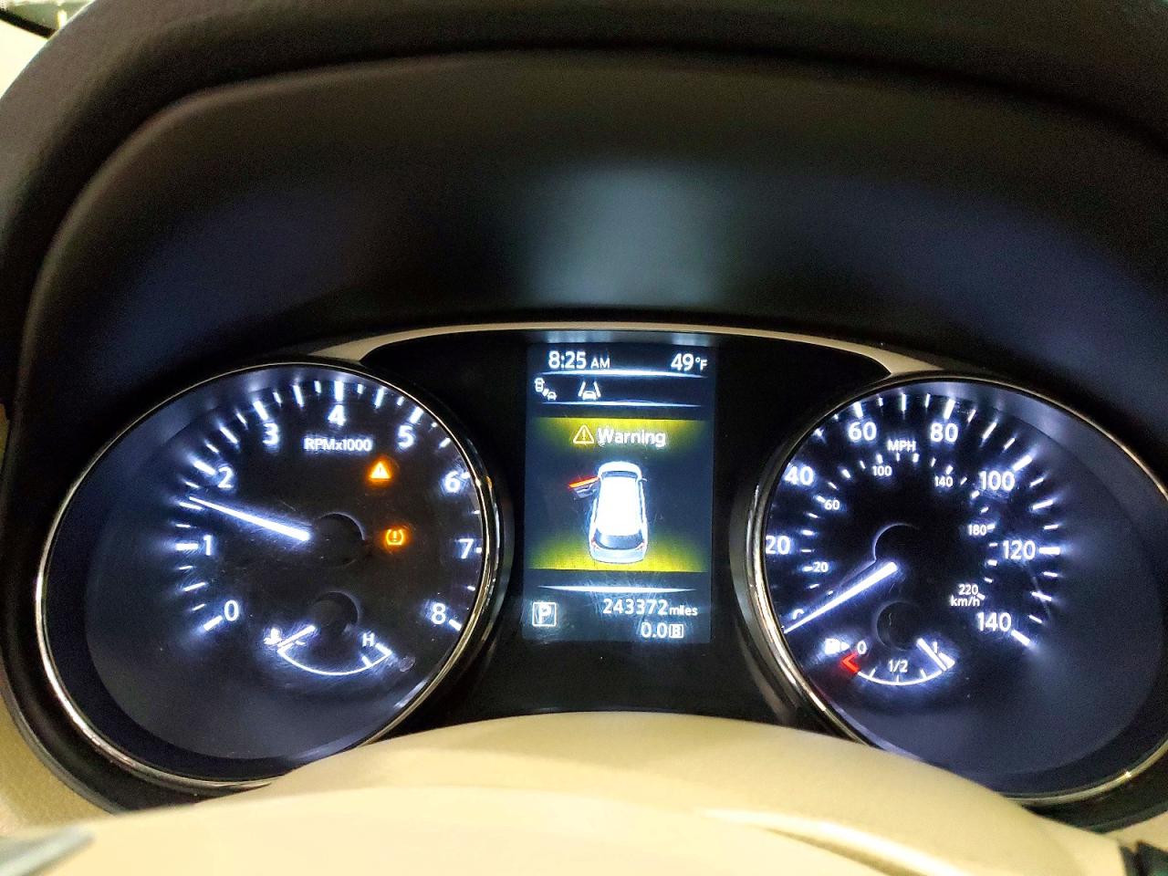 2015 NISSAN ROGUE