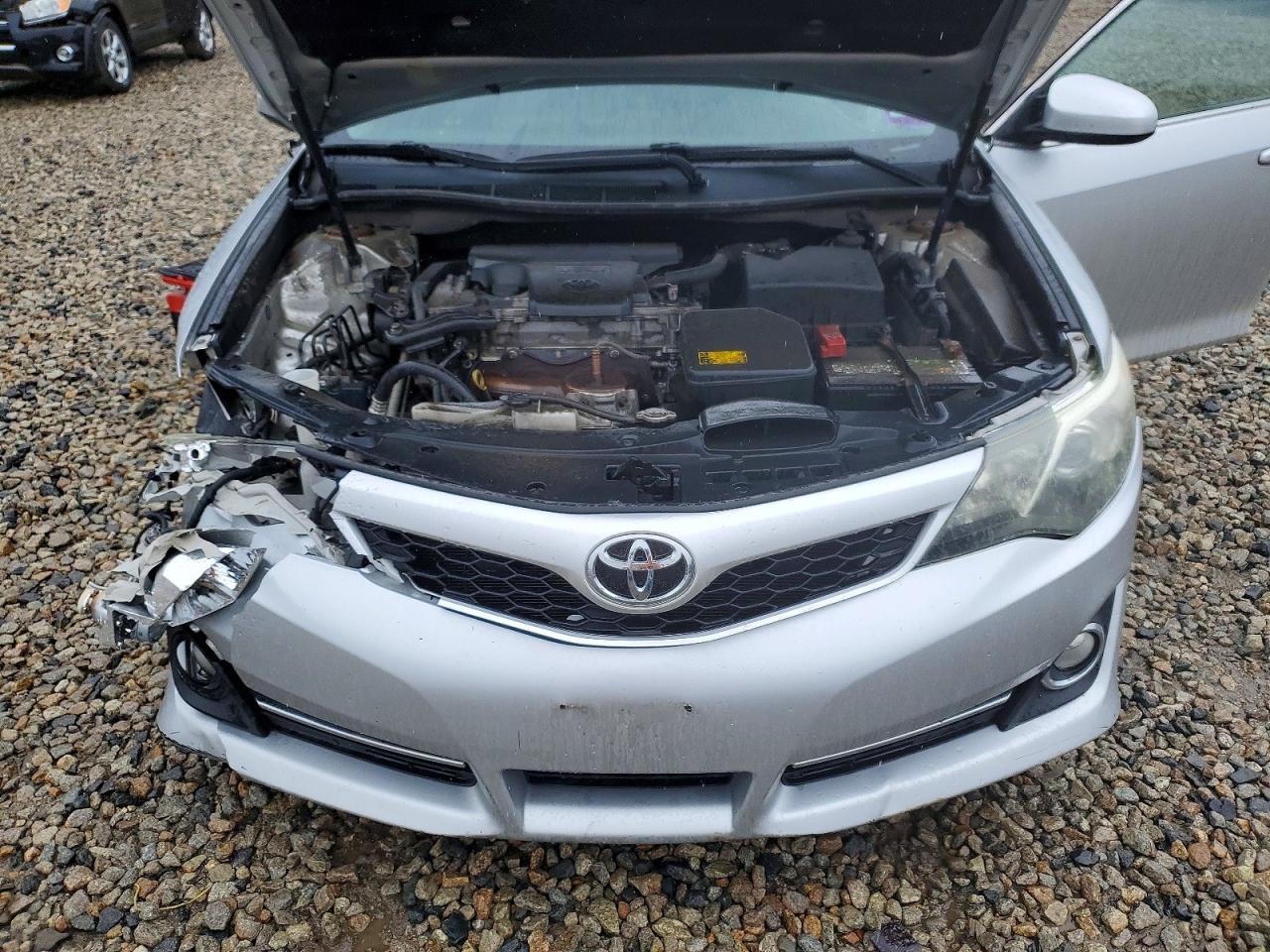 2013 TOYOTA CAMRY
