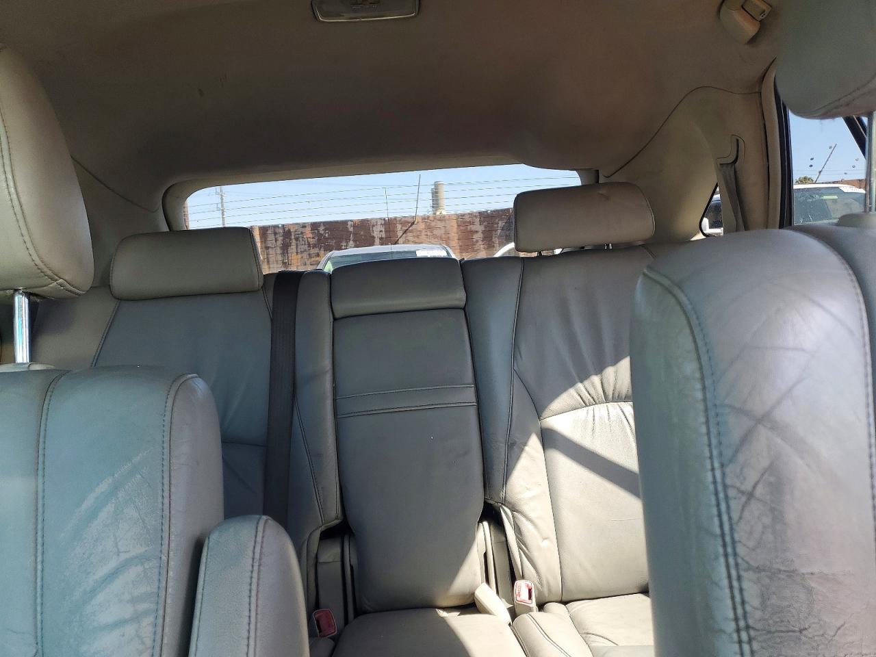 2004 LEXUS RX330