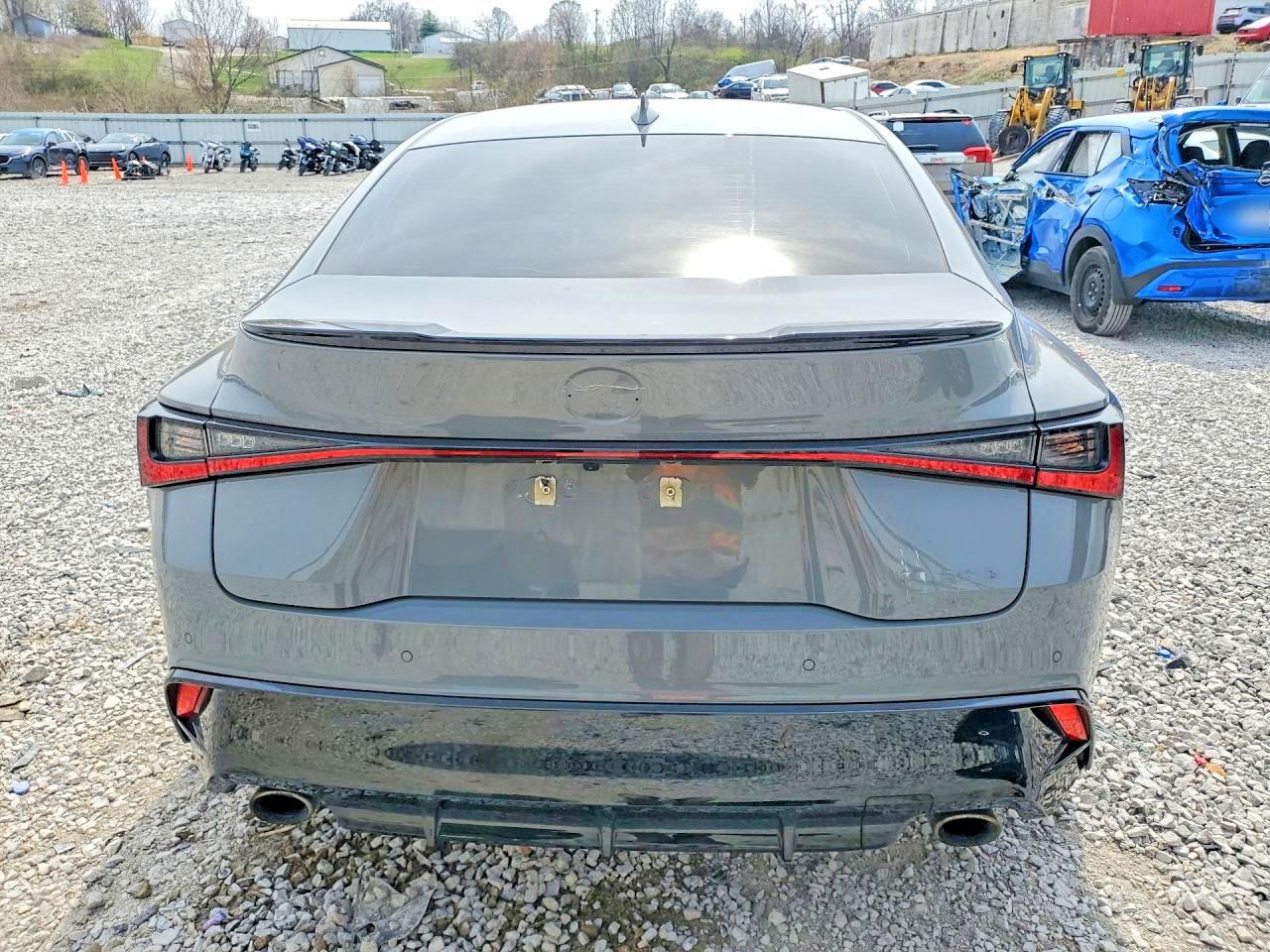 2024 LEXUS IS