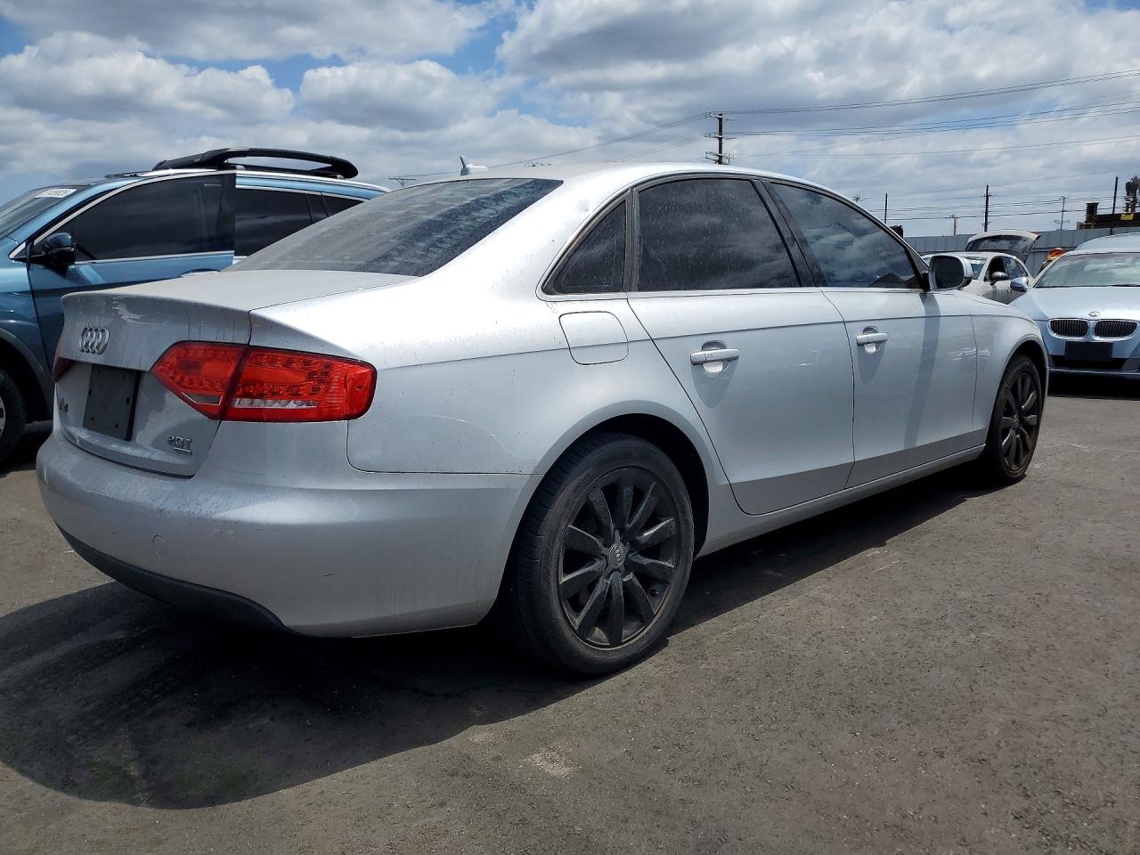 2011 AUDI A4