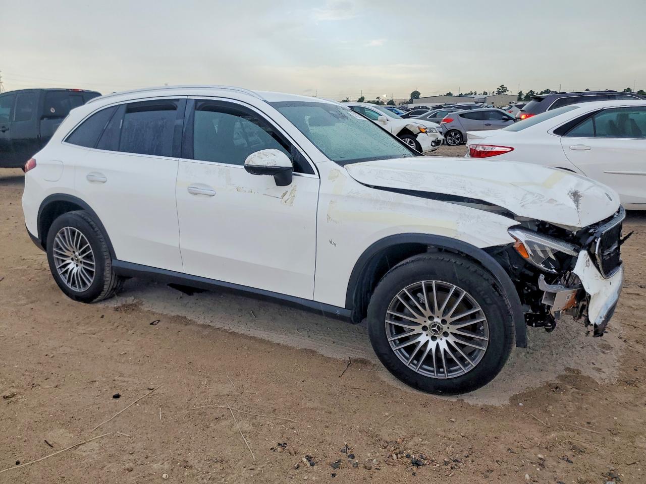 2026 MERCEDES-BENZ GLC-CLASS