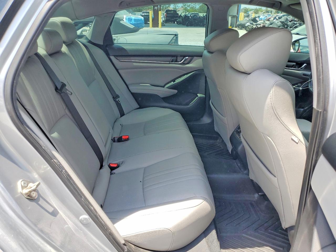 2019 HONDA ACCORD