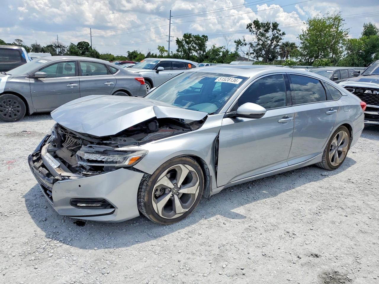 2019 HONDA ACCORD