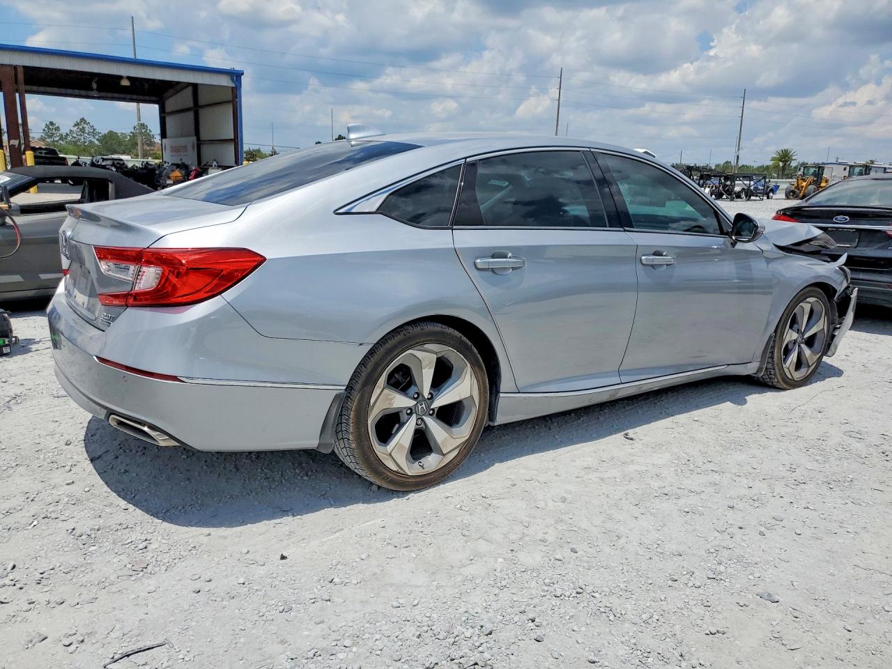 2019 HONDA ACCORD