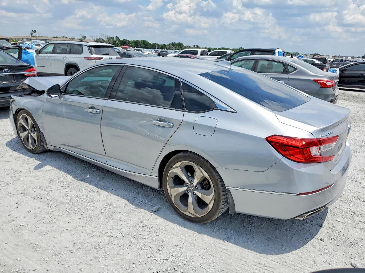 2019 HONDA ACCORD