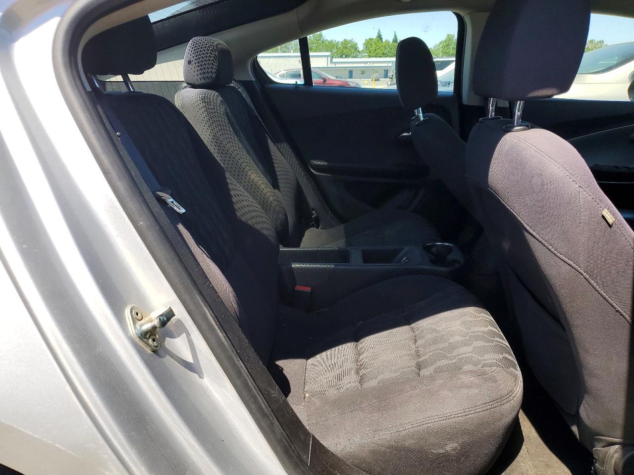 2015 CHEV VOLT