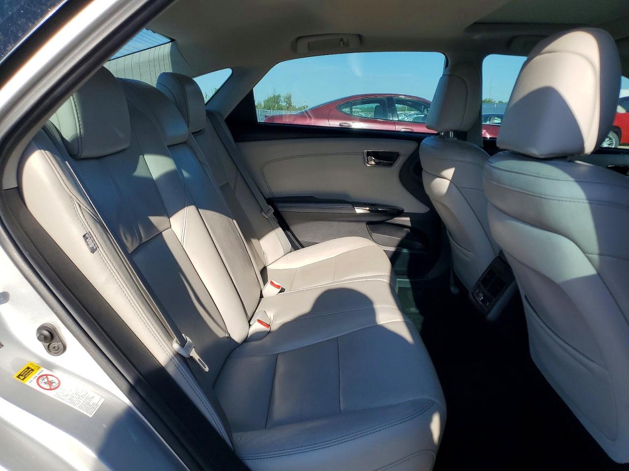 2013 TOYOTA AVALON