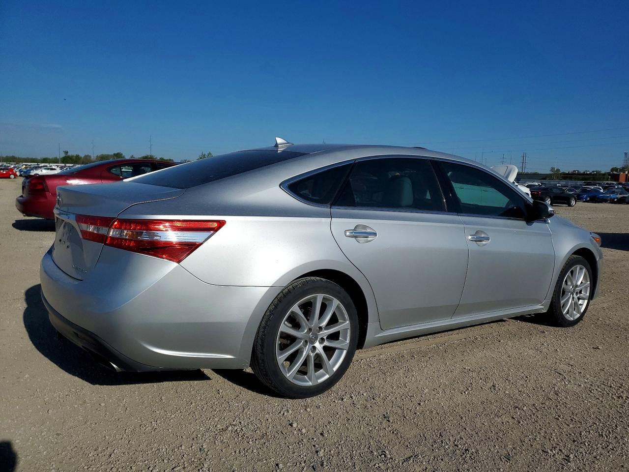 2013 TOYOTA AVALON