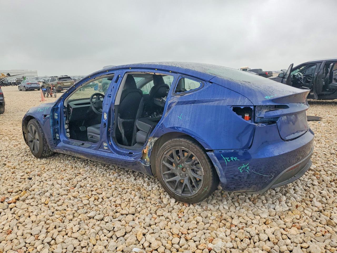 2024 TESLA MODEL 3