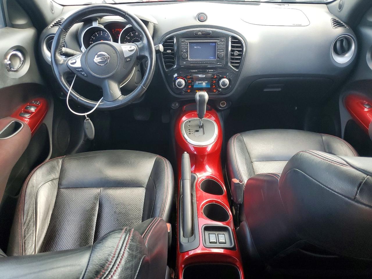 2011 NISSAN JUKE