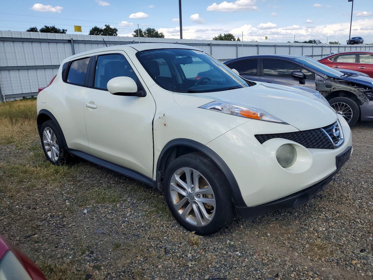 2011 NISSAN JUKE