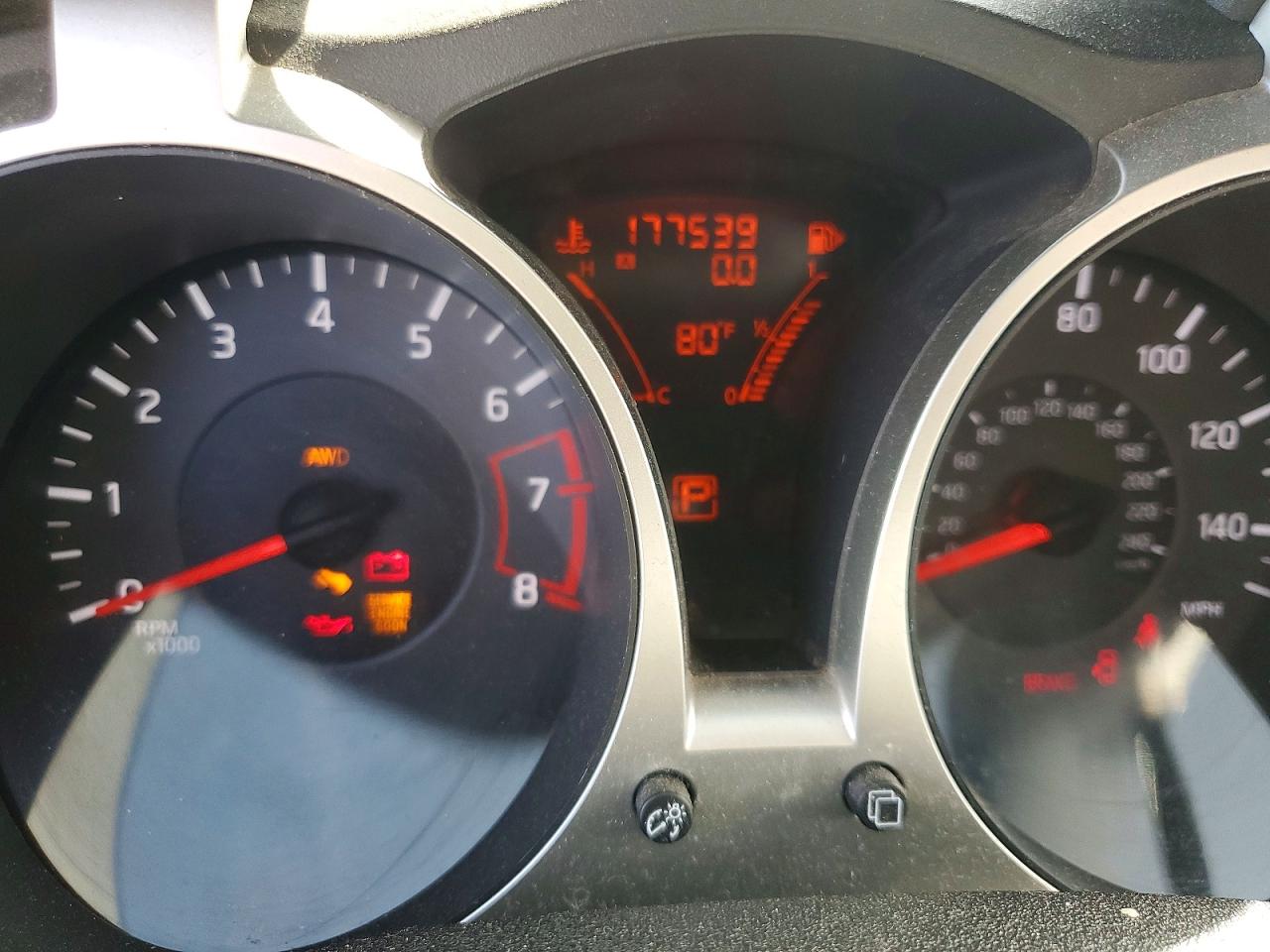 2011 NISSAN JUKE