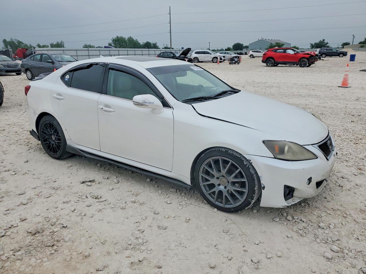 2011 LEXUS IS