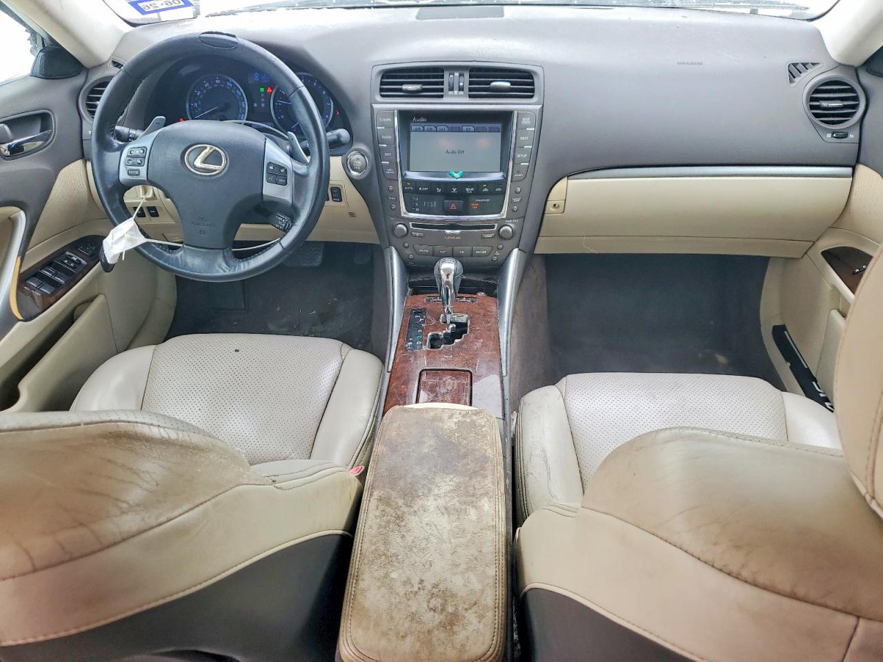 2011 LEXUS IS
