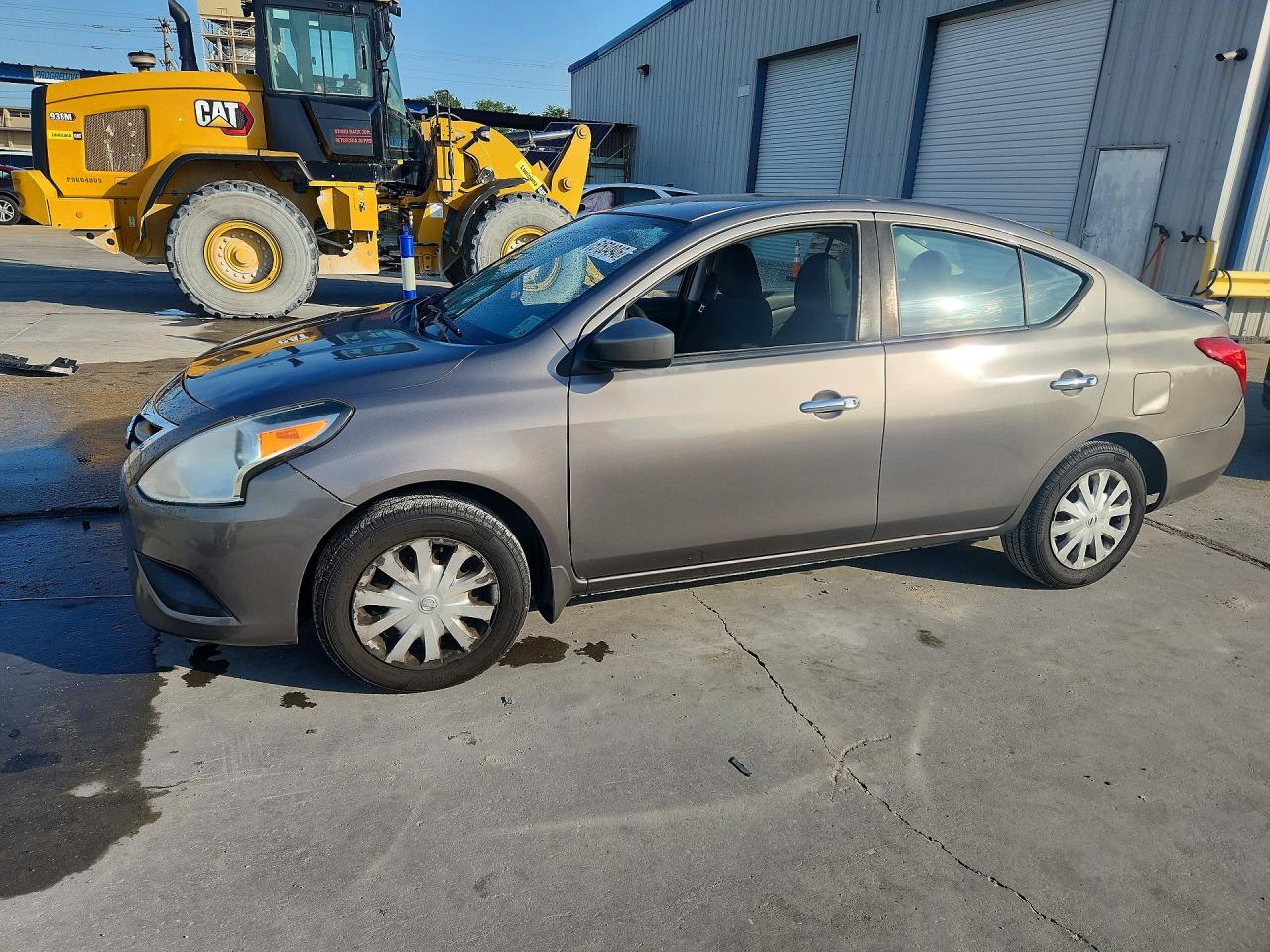 2017 NISSAN VERSA